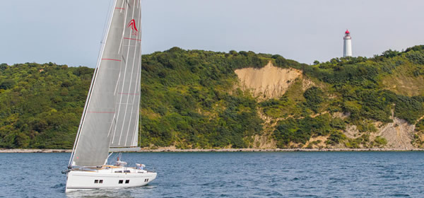 Hanse 548