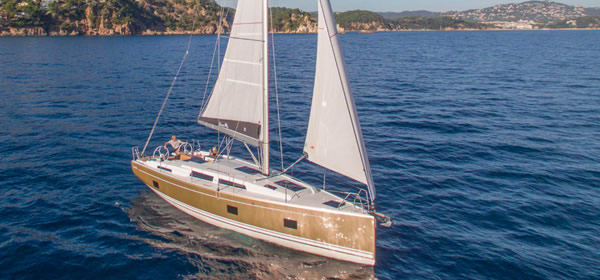 Hanse 418