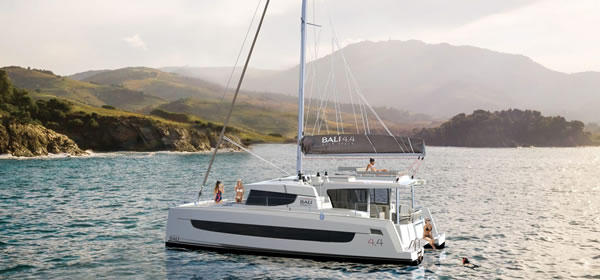 Bali 4.4 Catamaran