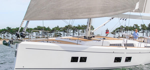 Hanse 548
