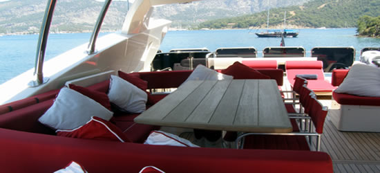 Buzz Sunseeker Yacht 90