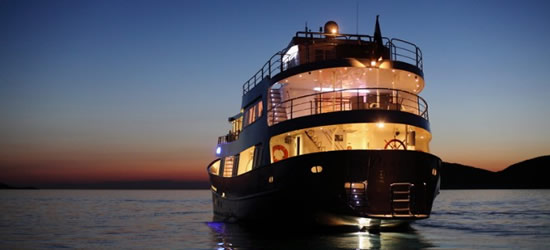 M/Y La Perla