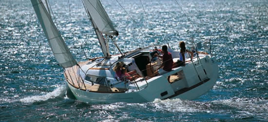 Oceanis 37