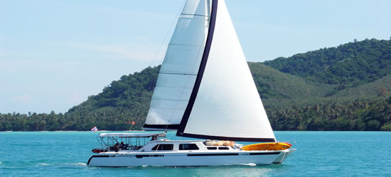 Catamaran Cataleya