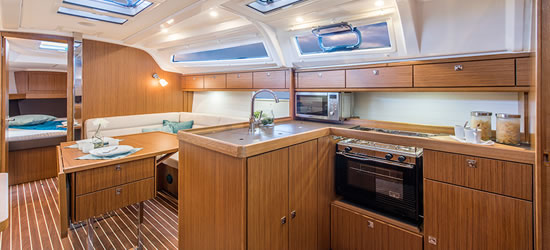 Bavaria 37 Cruiser '15