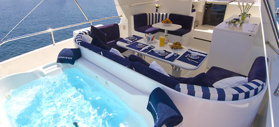 M/Y Indulgence of Pool