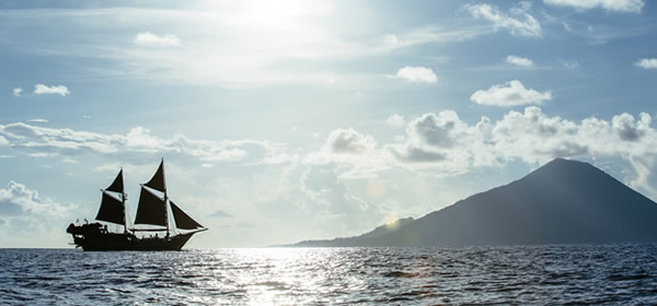 Schooner Manta Mae