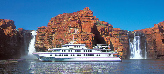 Mega Yacht True North