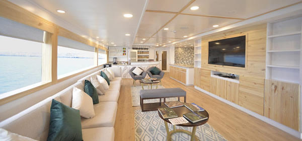 Galapagos Sea Star Mega Yacht