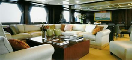 M/Y Private Lives