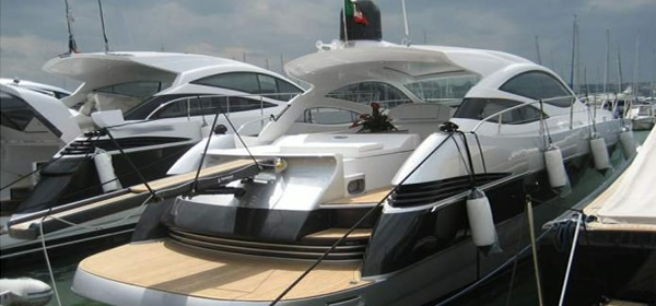 Pershing 50