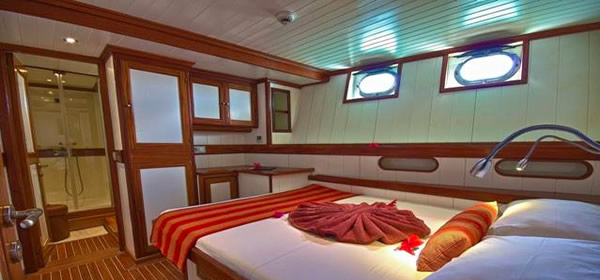 S/Y Galatea
