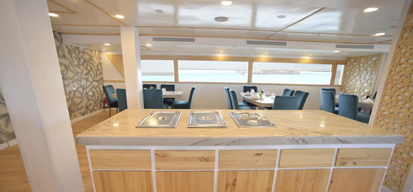 Galapagos Sea Star Mega Yacht