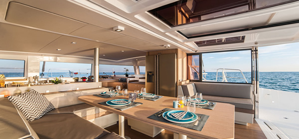 Bali 4.3 Power Catamaran