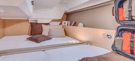 Oceanis 38