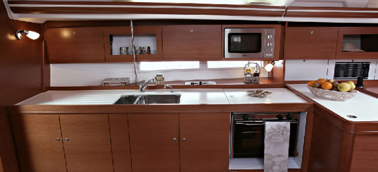 Dufour 375