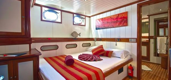 S/Y Galatea