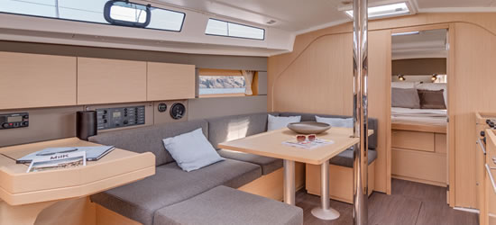 Oceanis 38