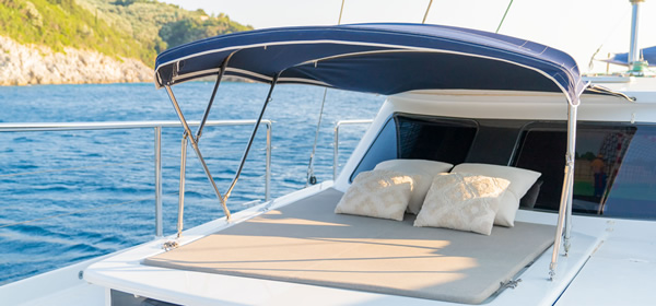 Catamaran Mystique