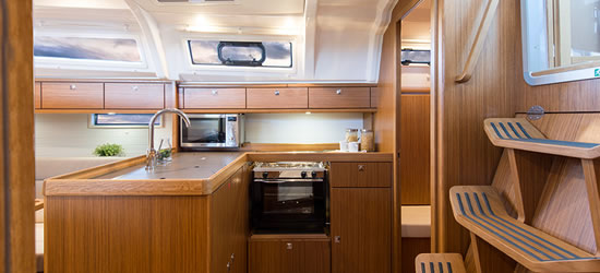 Bavaria 37 Cruiser '15