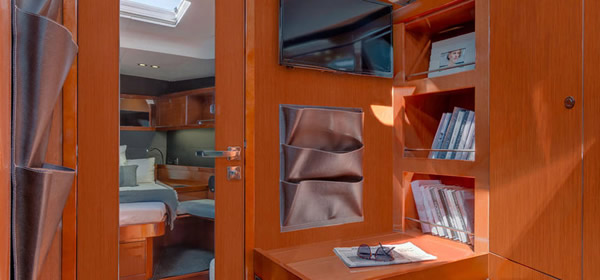 Oceanis 60