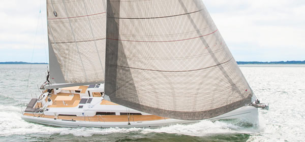 Hanse 548
