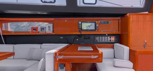 Oceanis 60