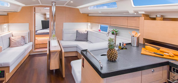 Hanse 418