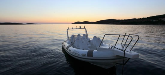 M/Y La Perla