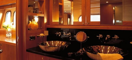 Sunseeker Predator 108