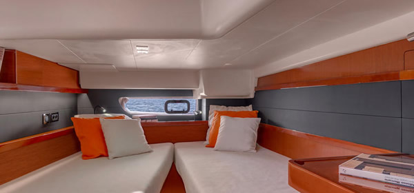 Oceanis 60