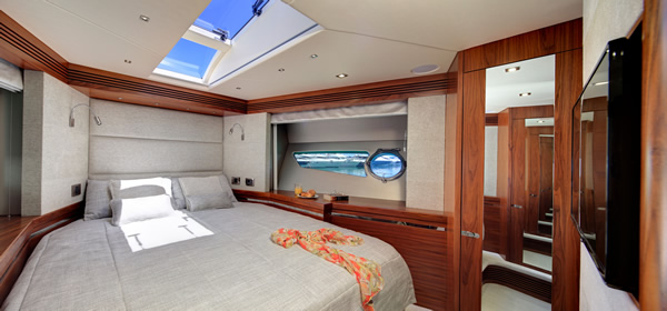 Sunseeker 68 Sports Yacht Maia Fair