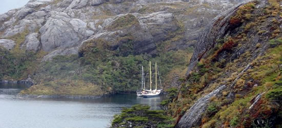 Expedition Yacht Valhalla