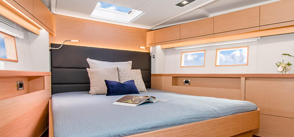 Hanse 548