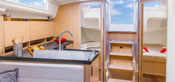 Hanse 418