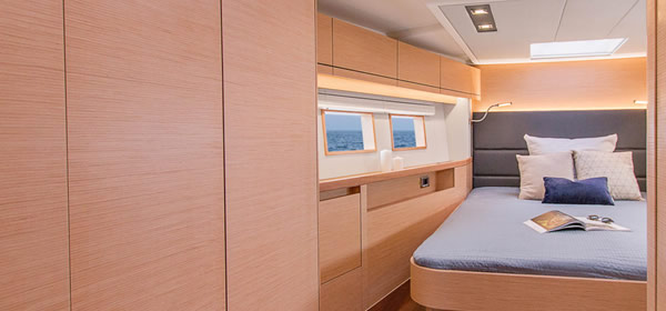 Hanse 548