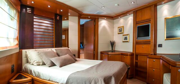 M/Y Ariela