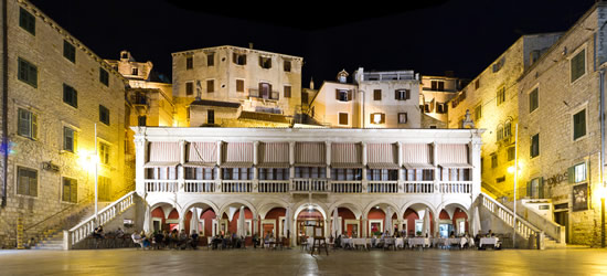 El Magnífico Ayuntamiento, Sibenik